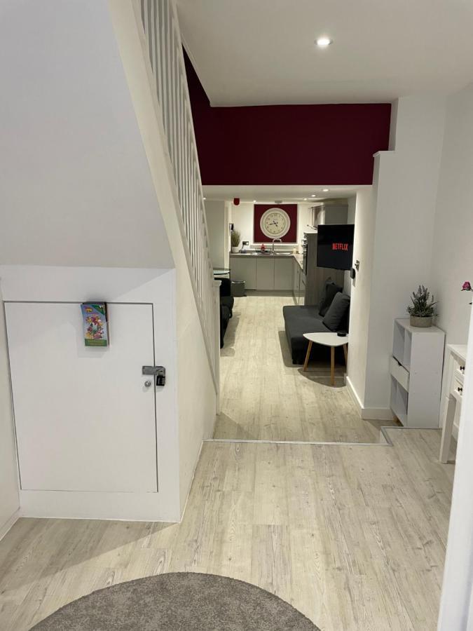 The Snap Pad Boutique Apartment Royal Tunbridge Wells Dış mekan fotoğraf